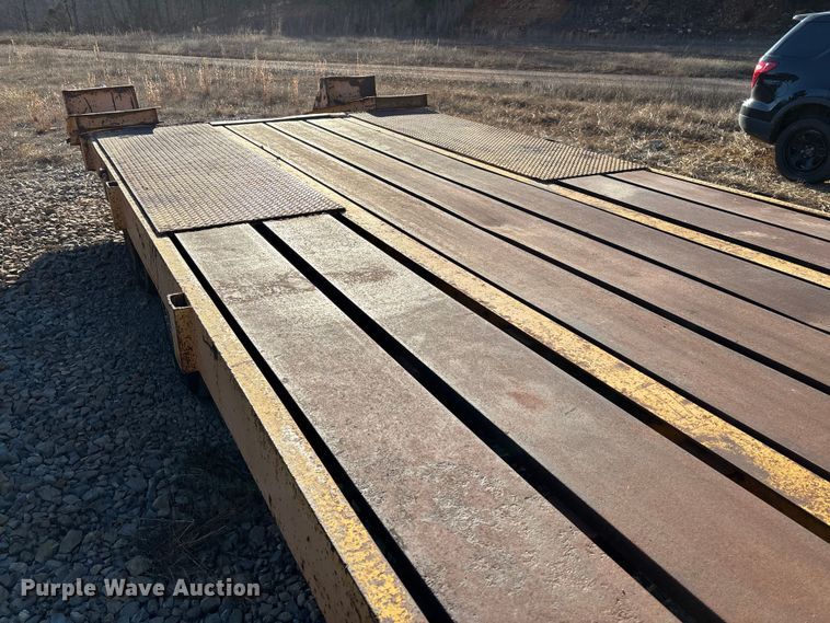 image for item FI1635 1976 Equipment trailer