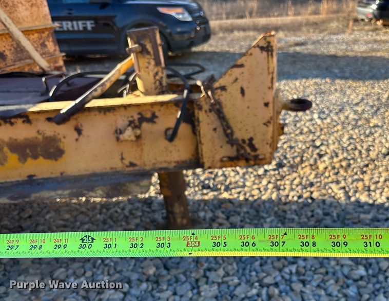 image for item FI1635 1976 Equipment trailer