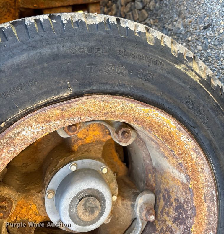 image for item FI1635 1976 Equipment trailer