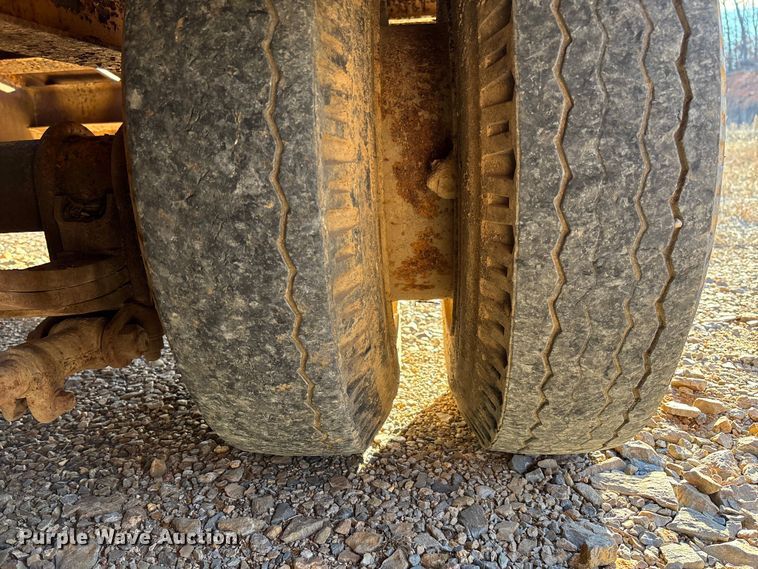 image for item FI1635 1976 Equipment trailer