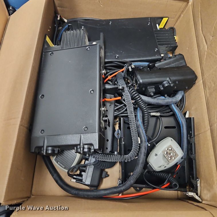 image for item FN5515 Radios