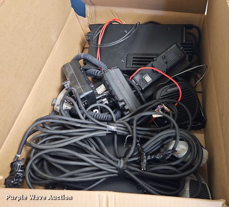 image for item FN5515 Radios