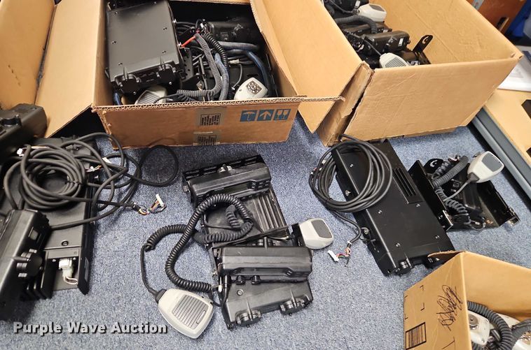 image for item FN5515 Radios