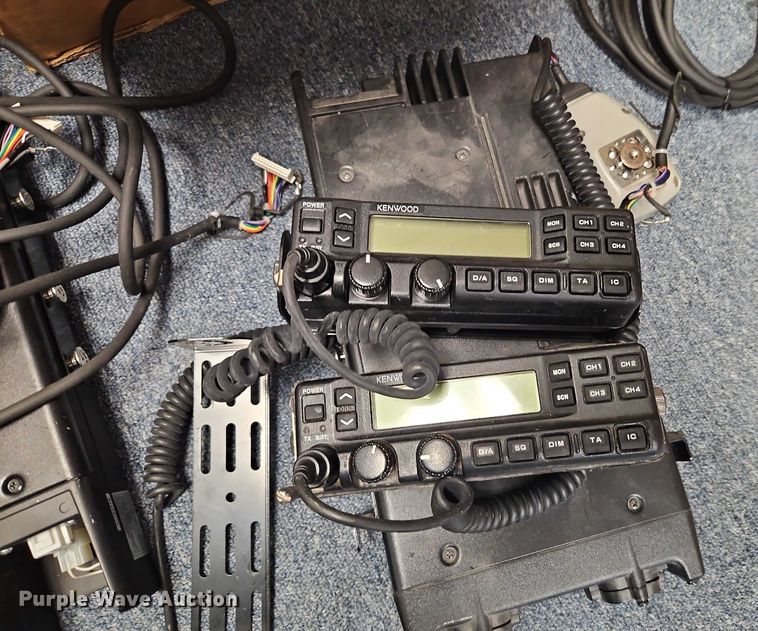 image for item FN5515 Radios