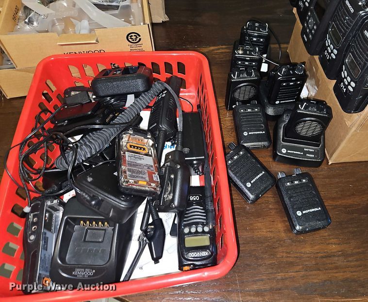 image for item FN5516 Approximately 34 Kenwood radios