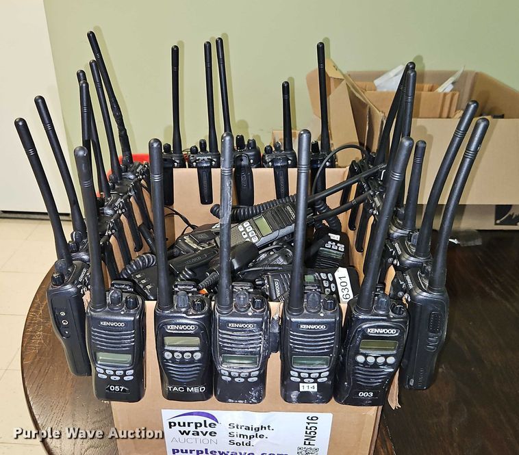 image for item FN5516 Approximately 34 Kenwood radios