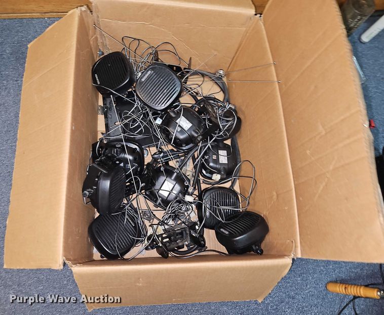 image for item FN5518 Kenwood speakers