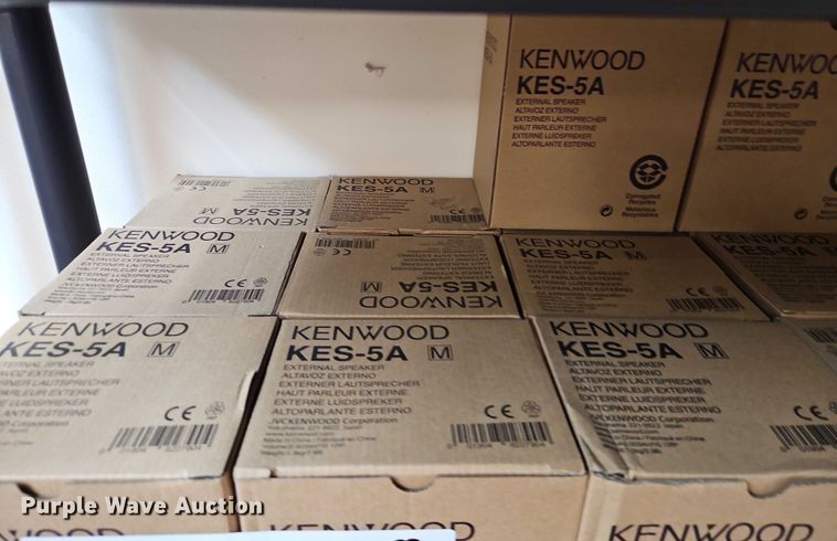 image for item FN5518 Kenwood speakers