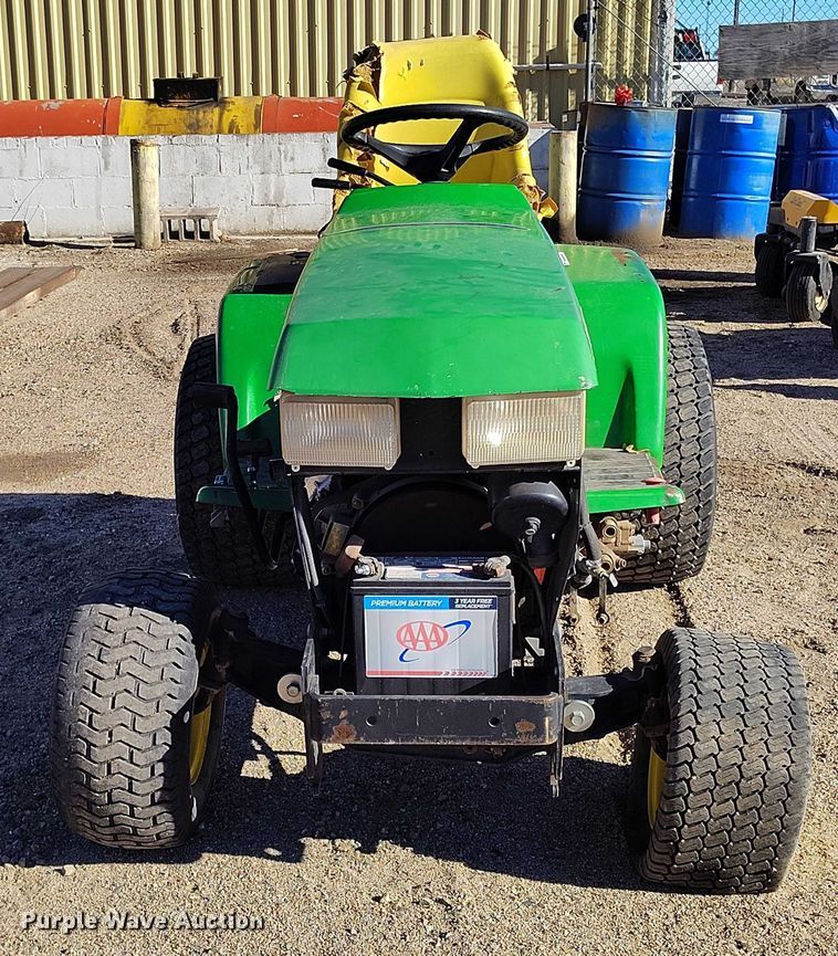 image for item IH9403 John Deere 455 lawn tractor