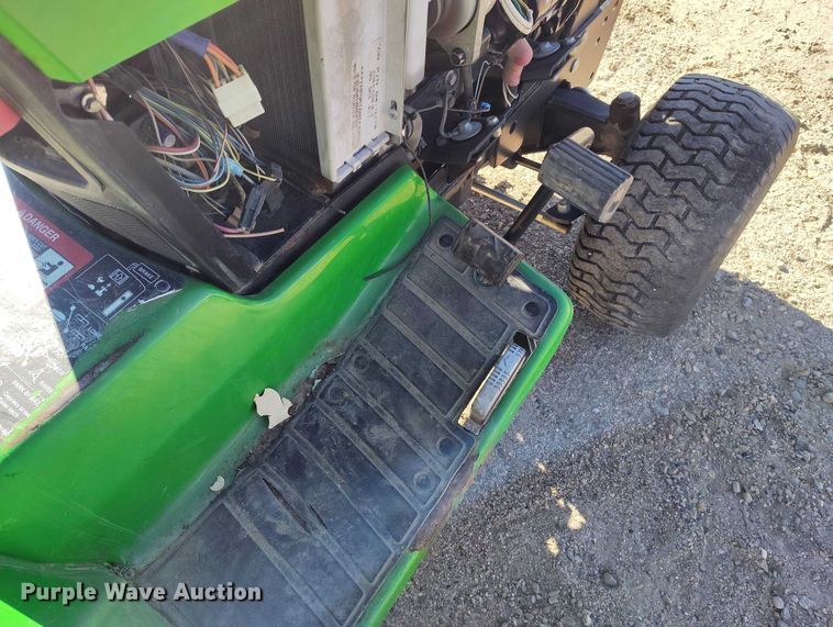 image for item IH9403 John Deere 455 lawn tractor