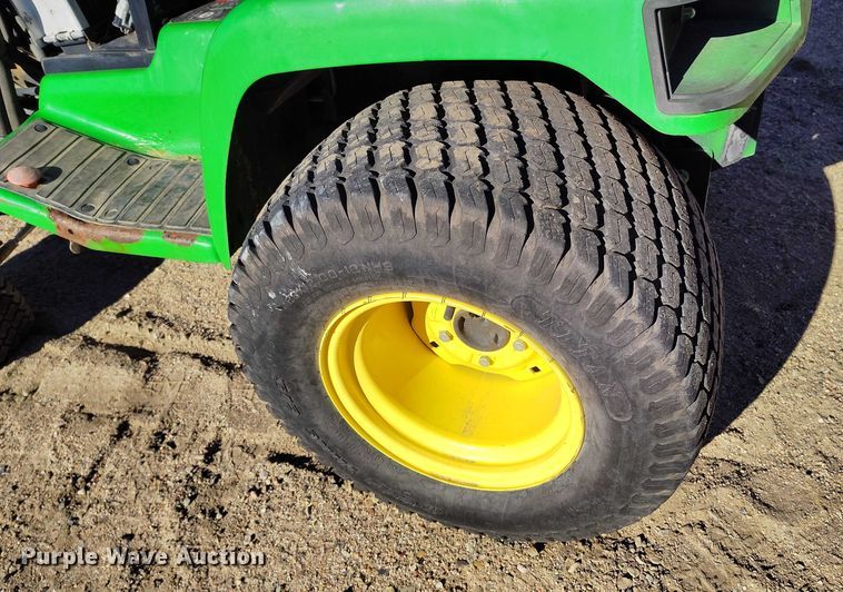 image for item IH9403 John Deere 455 lawn tractor