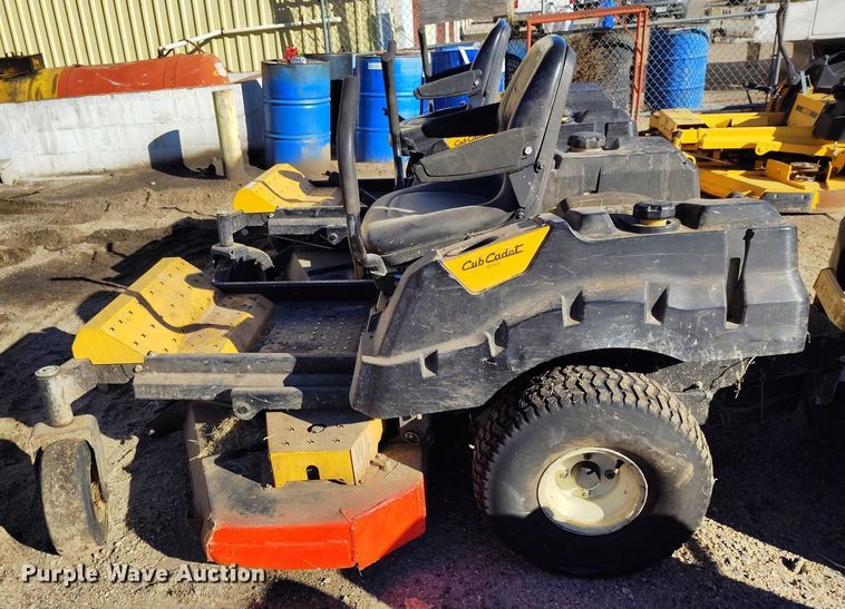 image for item IH9405 (2) Cub Cadet Z Force L ZTR lawn mowers