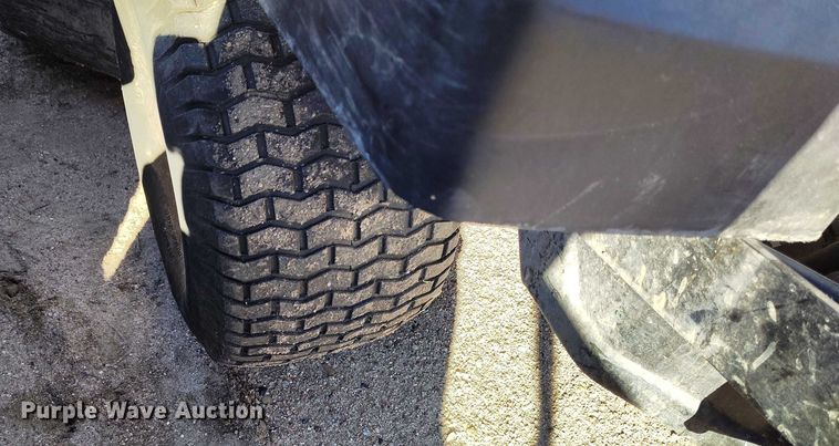 image for item IH9405 (2) Cub Cadet Z Force L ZTR lawn mowers