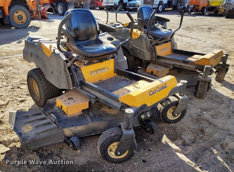 image for item IH9405 (2) Cub Cadet Z Force L ZTR lawn mowers
