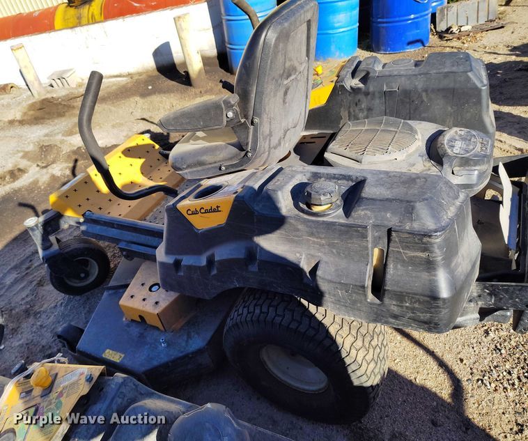 image for item IH9405 (2) Cub Cadet Z Force L ZTR lawn mowers