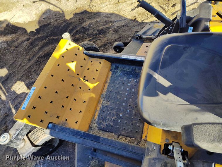 image for item IH9405 (2) Cub Cadet Z Force L ZTR lawn mowers