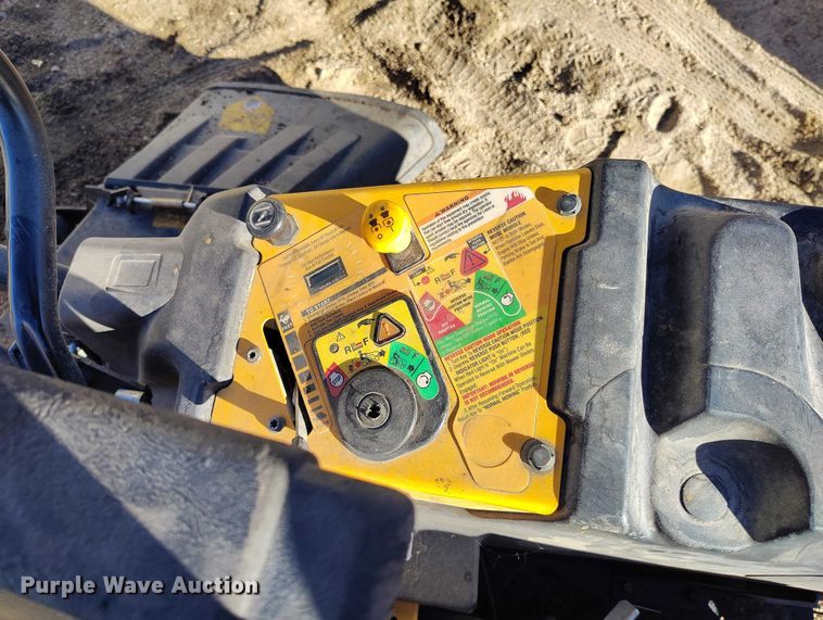 image for item IH9405 (2) Cub Cadet Z Force L ZTR lawn mowers