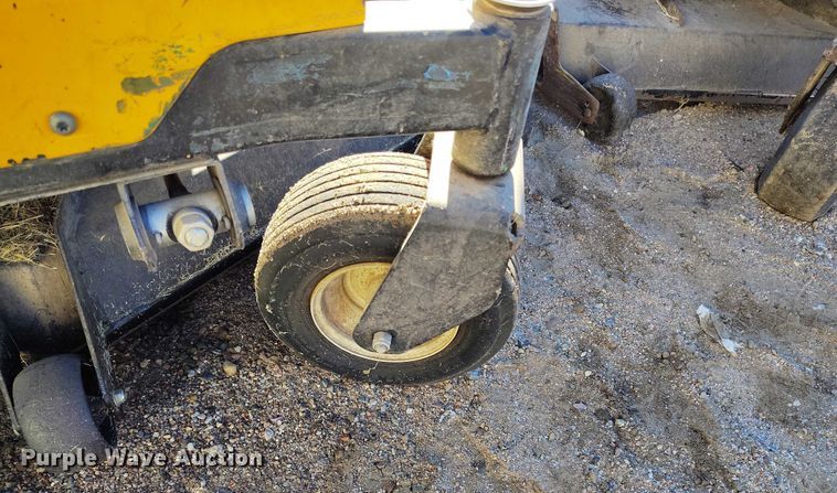 image for item IH9405 (2) Cub Cadet Z Force L ZTR lawn mowers