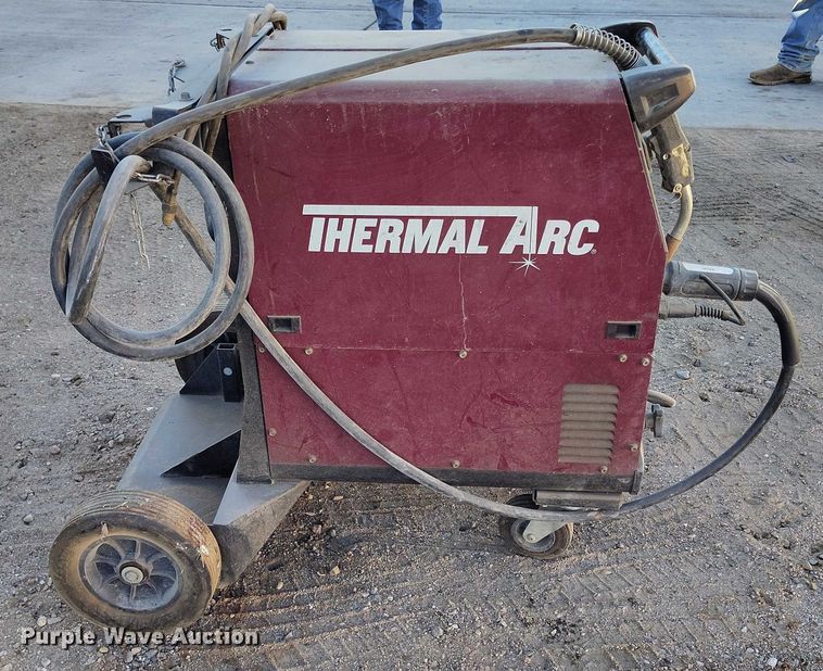 image for item IH9407 Thermal Arc 251 welder