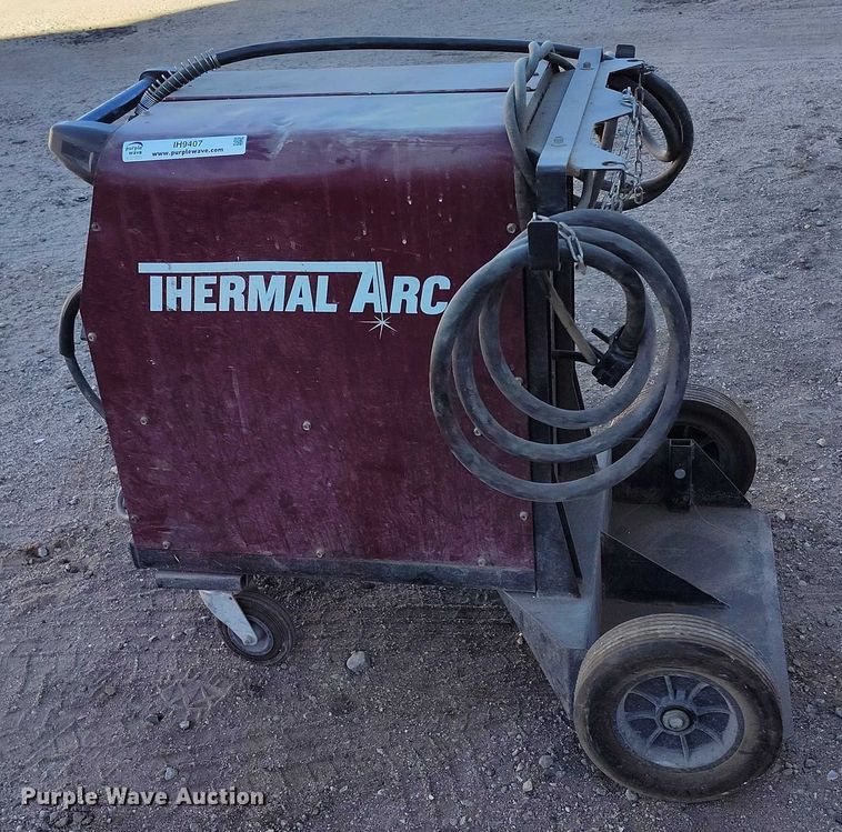 image for item IH9407 Thermal Arc 251 welder