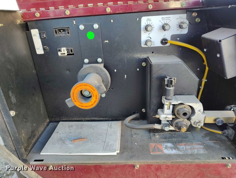 image for item IH9407 Thermal Arc 251 welder