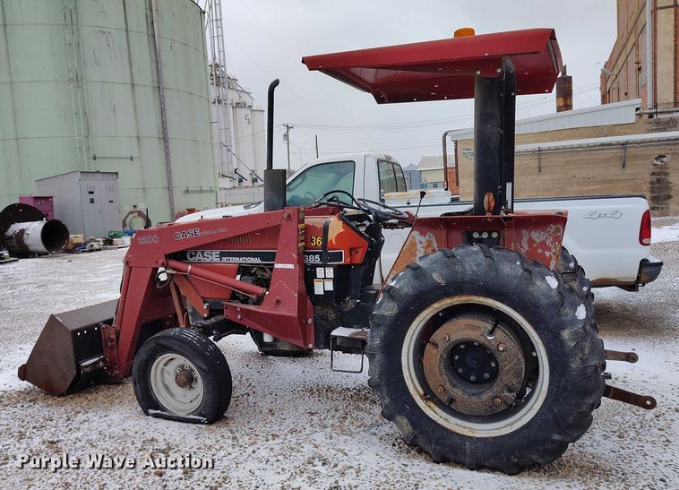 image for item IH9419 1989 Case IH 385 tractor