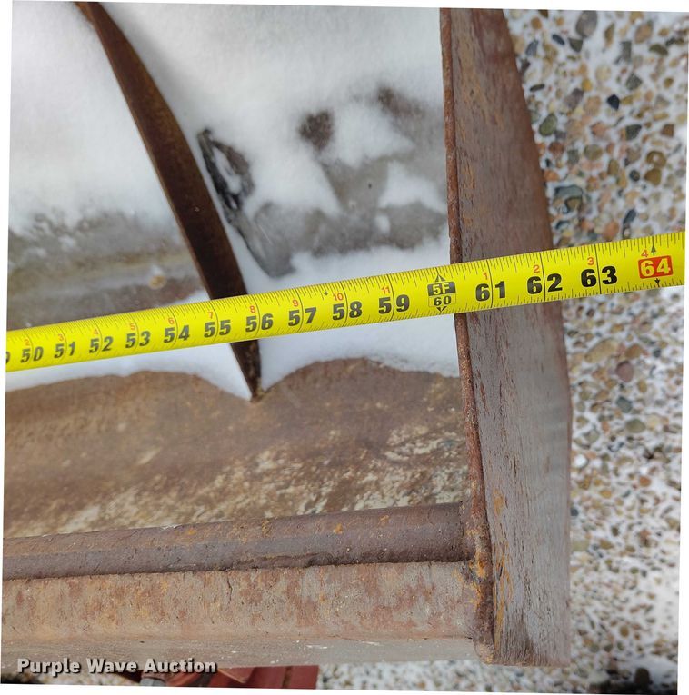 image for item IH9419 1989 Case IH 385 tractor