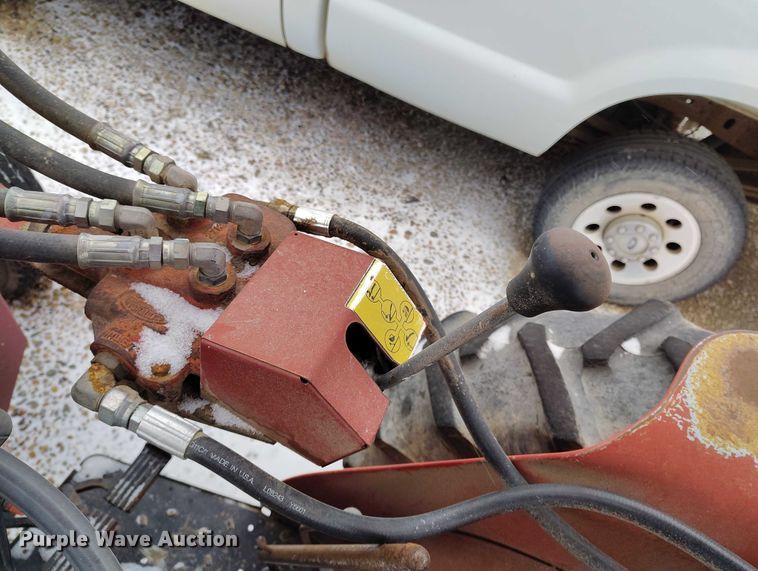 image for item IH9419 1989 Case IH 385 tractor