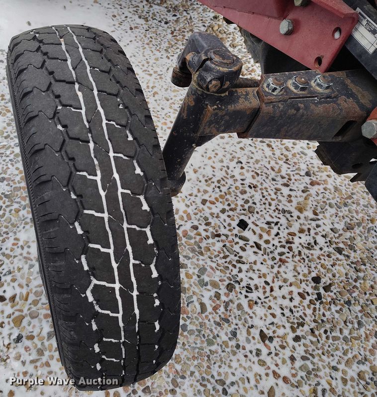 image for item IH9419 1989 Case IH 385 tractor