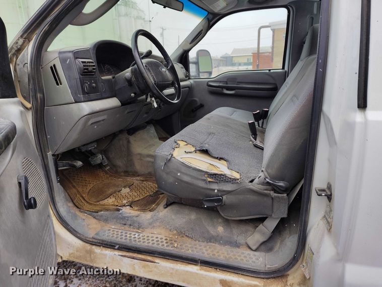 image for item IH9420 2007 Ford F250 Super Duty pickup truck