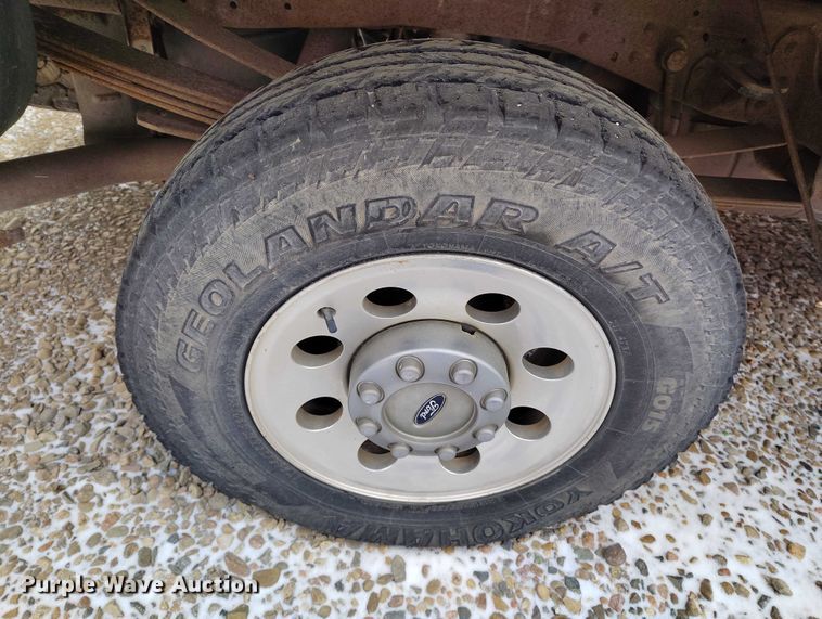 image for item IH9420 2007 Ford F250 Super Duty pickup truck