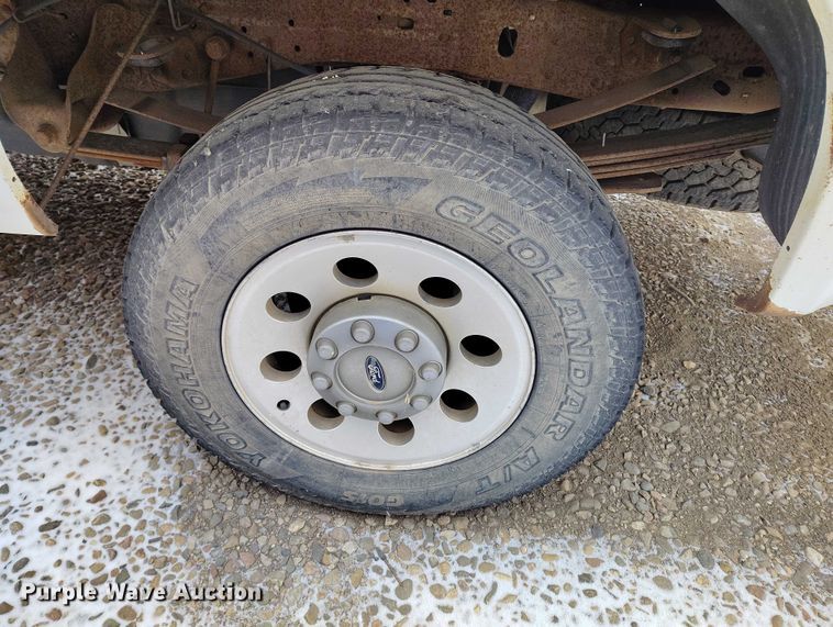 image for item IH9420 2007 Ford F250 Super Duty pickup truck