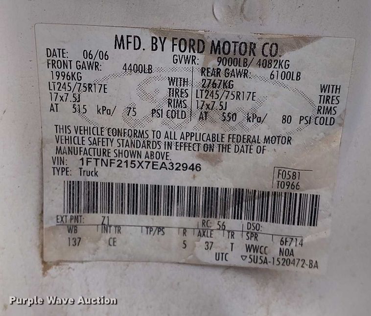 image for item IH9420 2007 Ford F250 Super Duty pickup truck