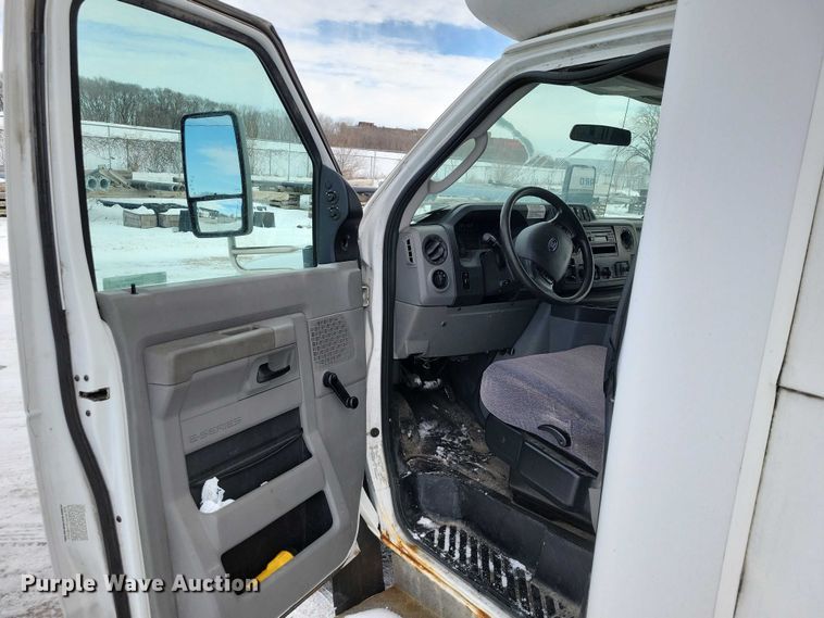 image for item NO9840 2011 ElDorado National Aerotech  E240 shuttle bus