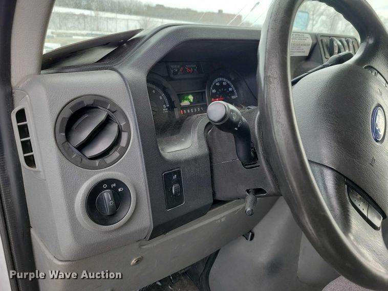 image for item NO9840 2011 ElDorado National Aerotech  E240 shuttle bus