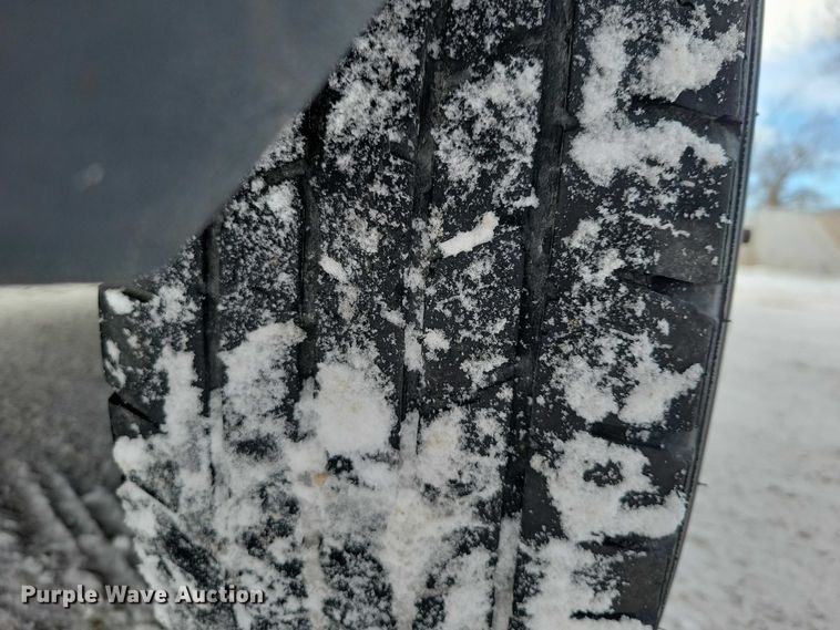 image for item NO9840 2011 ElDorado National Aerotech  E240 shuttle bus