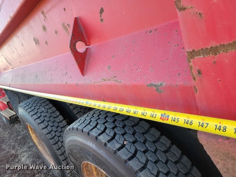 image for item NO9882 2003 Freightliner FL80 dump truck