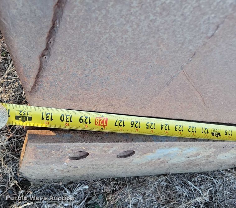 image for item NO9882 2003 Freightliner FL80 dump truck