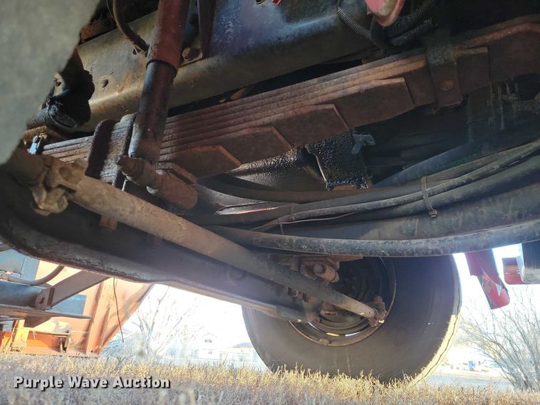 image for item NO9882 2003 Freightliner FL80 dump truck