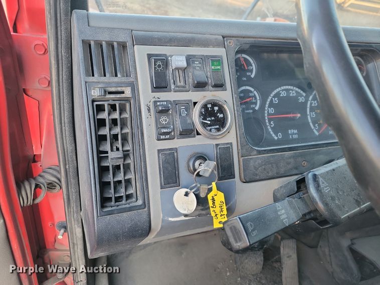 image for item NO9882 2003 Freightliner FL80 dump truck