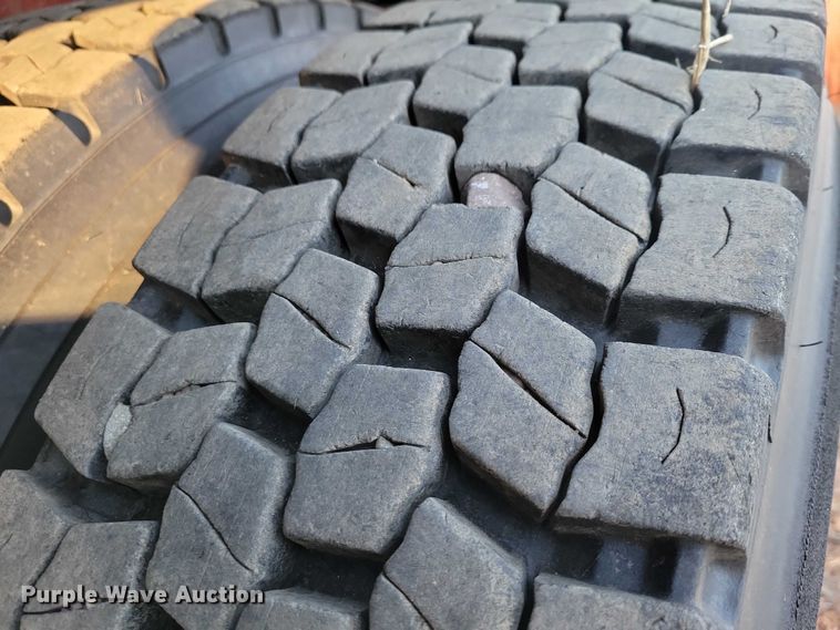 image for item NO9882 2003 Freightliner FL80 dump truck