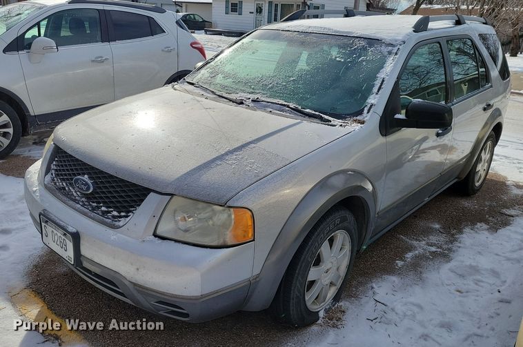 image for item NO9930 2005 Ford  Freestyle van