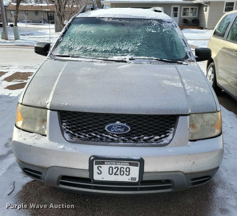 image for item NO9930 2005 Ford  Freestyle van