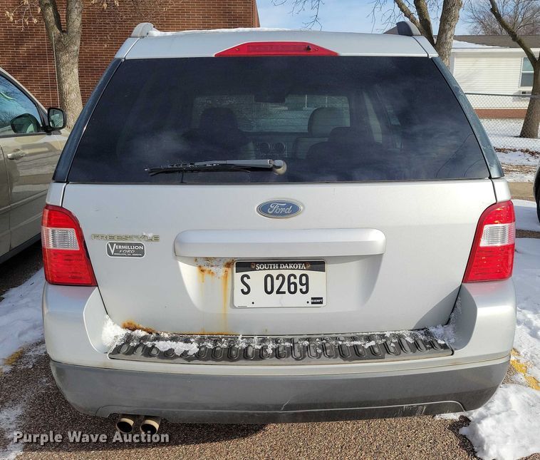 image for item NO9930 2005 Ford  Freestyle van