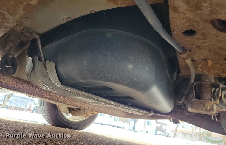 image for item NO9930 2005 Ford  Freestyle van