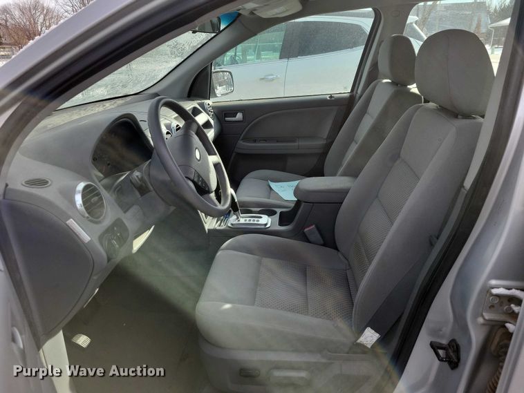 image for item NO9930 2005 Ford  Freestyle van