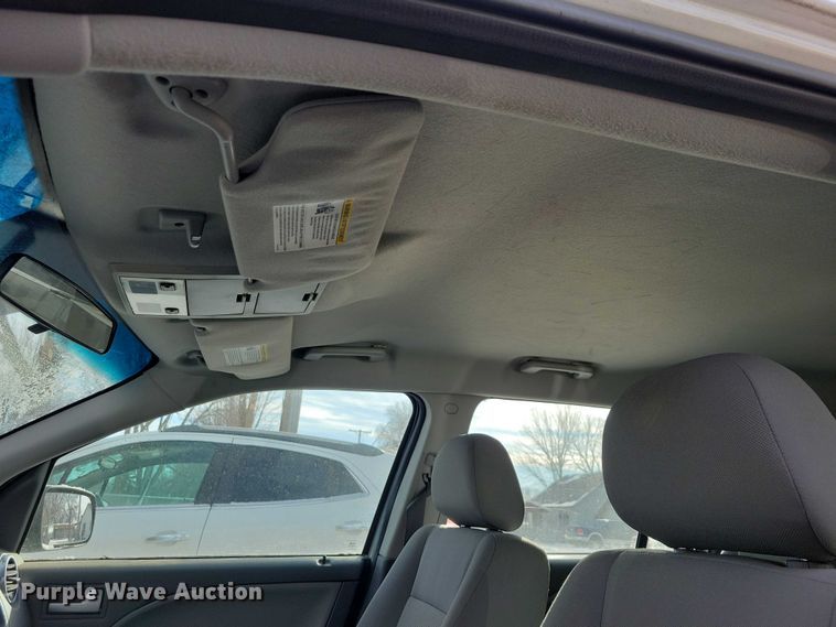 image for item NO9930 2005 Ford  Freestyle van