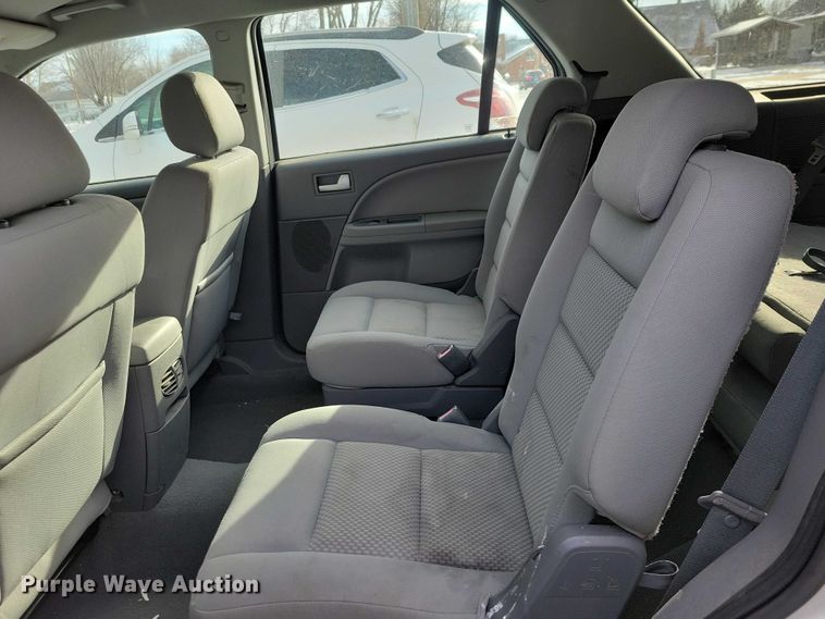 image for item NO9930 2005 Ford  Freestyle van