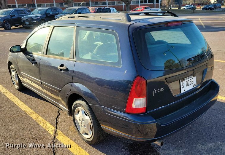 image for item NO9931 2003 Ford  Focus 