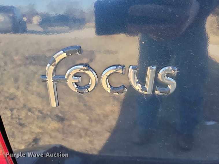 image for item NO9931 2003 Ford  Focus 